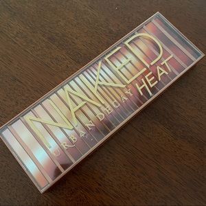 Urban Decay Naked Heat Palette